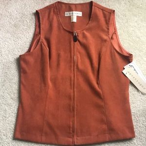 😍Gorgeous Rust Orange Cutest Vest!😍